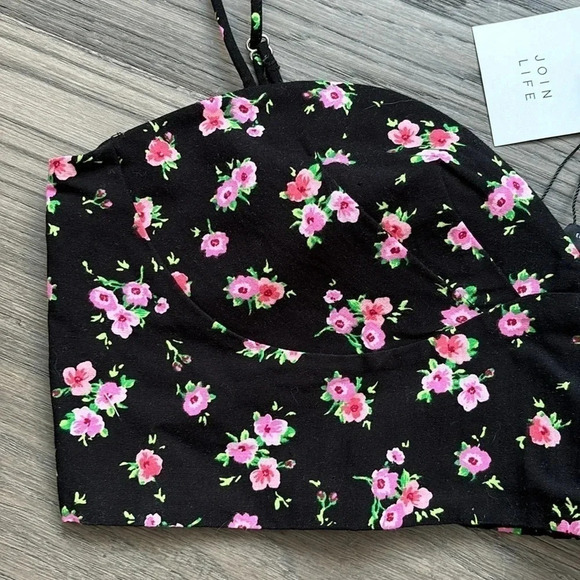 ✨🆕Zara🆕✨ | Black and pink  floral bustier crop top - Picture 4 of 11